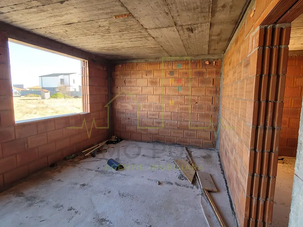 Duplex. Dumbravita. Teren 405 mp.
