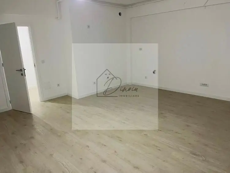 Studio Ivory Pipera I Rond OMW I bloc 2025