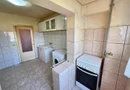 Vand apartament cu 2 camere decomandat in Calea Lipovei