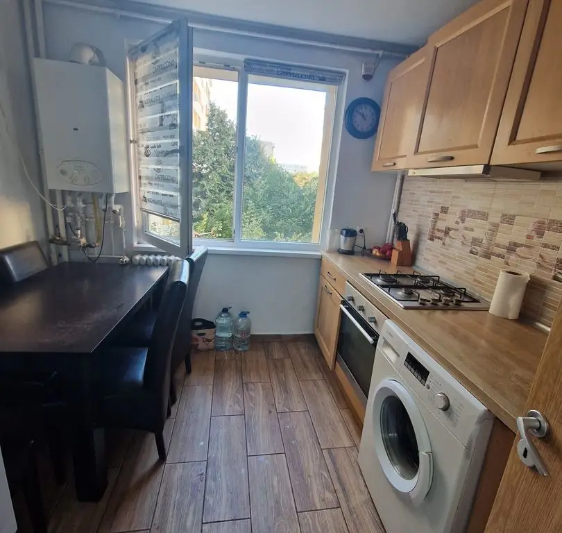 Apartament 3 camere Dna Ghica- centrala proprie