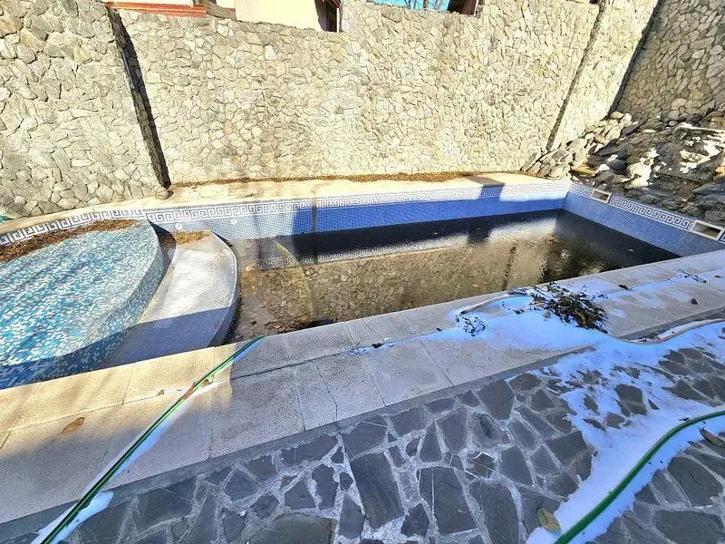 Glina vila noua cu piscina