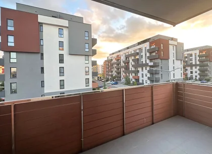 VÂNZARE APARTAMENT 2,5 CAMERE  NOU NELOCUIT
