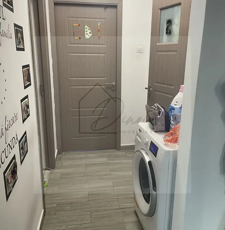 Comision 0% I Apartament 3 camere Piata Resita I Etaj 3/4 I Centrala
