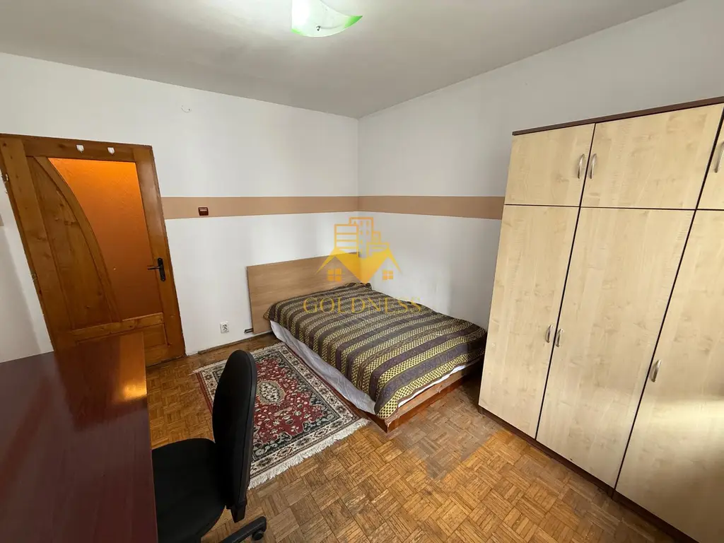 3 camere decomandate, balcon, Centru Piata Abator, Parcul Feroviarilor