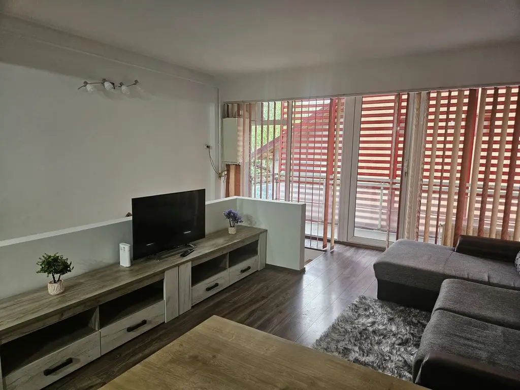 Apartament 2 camere, bloc 2010, garaj, Centru - Nord