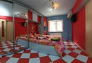 5 Camere. Etaj 1. Complex.