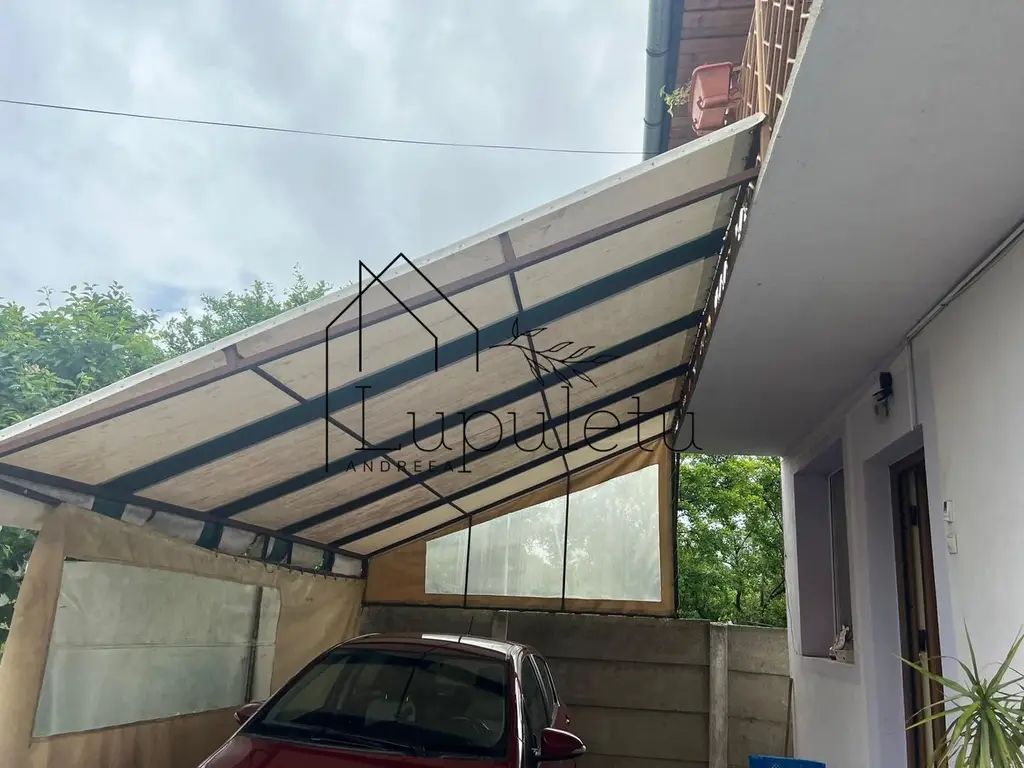 Casă de Vanzare | 200 MPU | Teren 305 MPU | Ultracentral