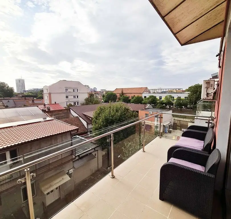 Penthouse spațios de închiriat | 80 mp | 2 băi | Dressing | 2 balcoane | Zona Timocului - Badea Cârțan