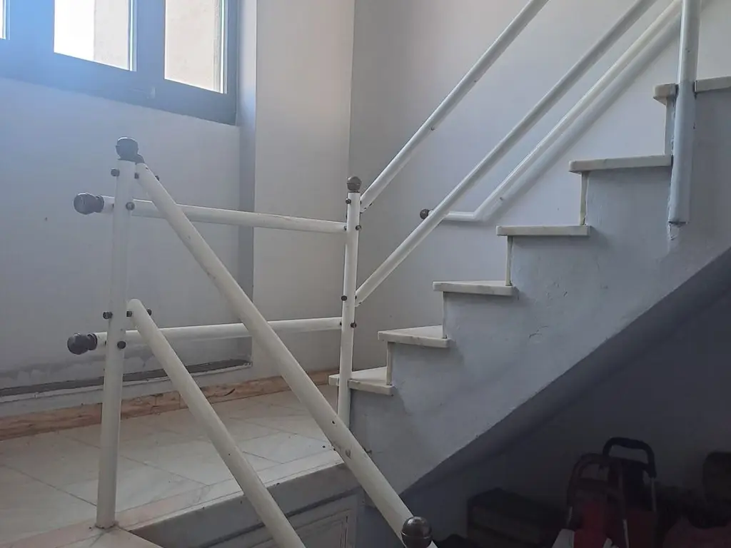 BRASADAS vinde prin REPREZENTARE EXCLUSIVA casa 8 cam 450mp.