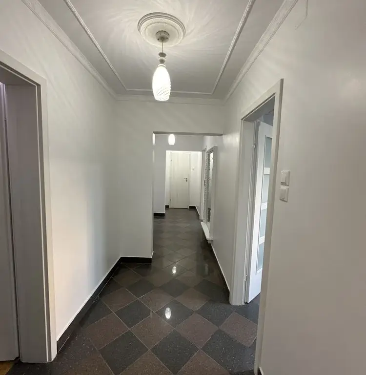 Vand apartament 4 camere Drumul Taberei