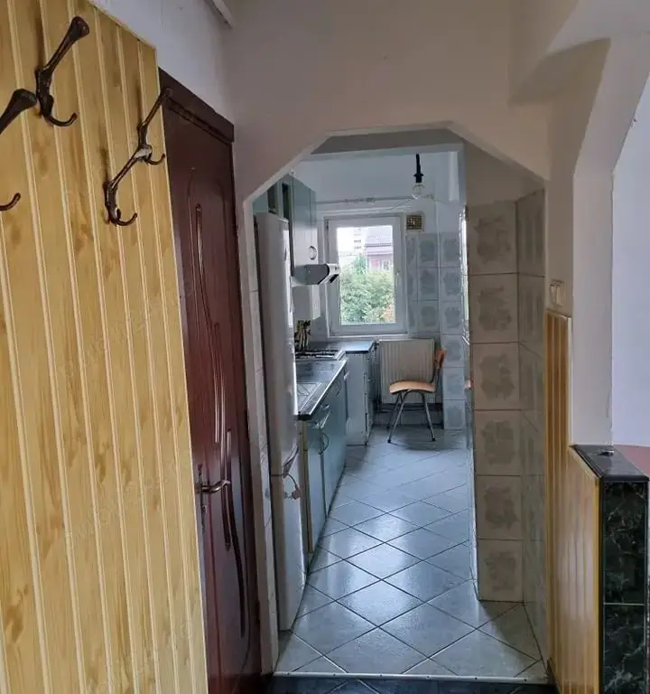 BRASADAS vinde ap 3 cam etaj 4/4 70mp Micro 16.