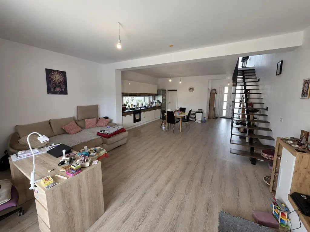DUPLEX P+1E DE VÂNZARE ÎN MOṢNITA NOUĂ