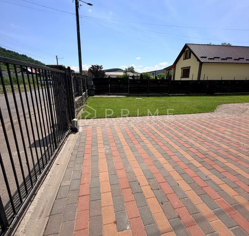 Casă individuală la 1 km de Târgu Mureș | 110 mp | Garaj | Terasă mare