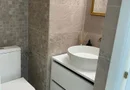 Inchiriez apartament zona Decebal