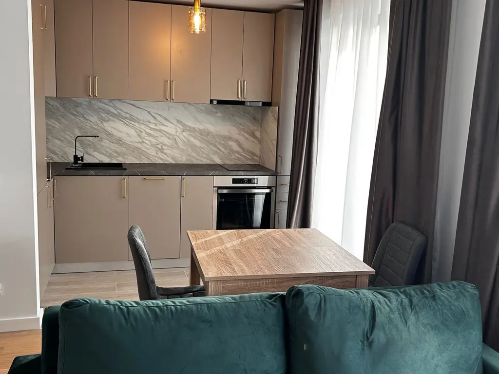 Studio dublu, Casa Presei, parcare subterană inclus, propietar