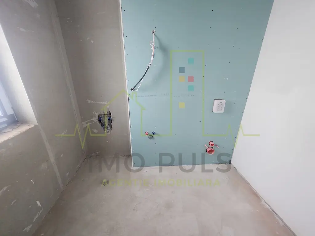 3 Camere. 2 Bai. Torontalului. Terasa 53 mp. Penthouse. Dormitoare mari.