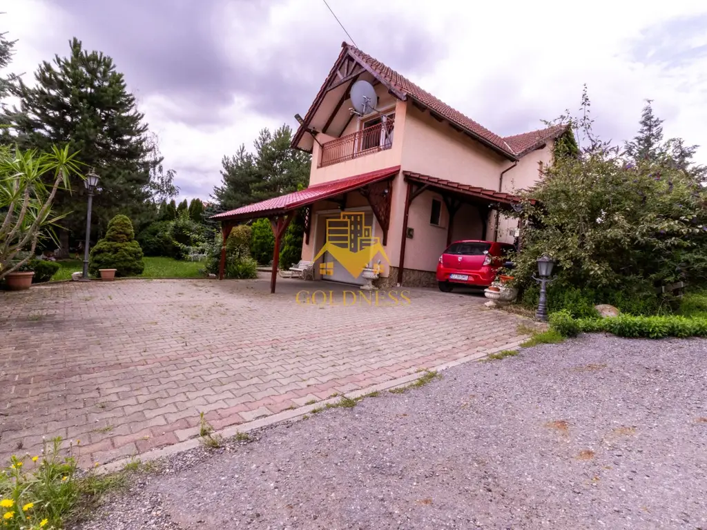 Casa individuala, 5 camere, dressing,garaj, 1000 mp gradina, Borhanci