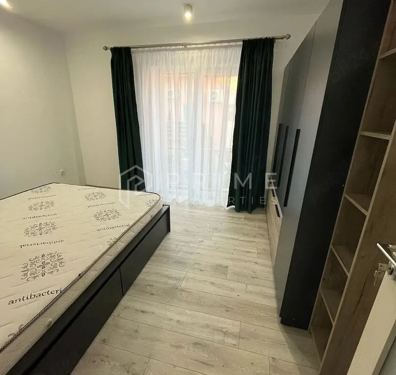 Apartament modern cu 2 camere, decomandat – Bloc Nou, Parcare & 2 Boxe