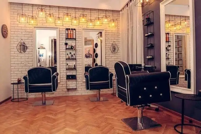 Vand afacere - salon infrumusetare