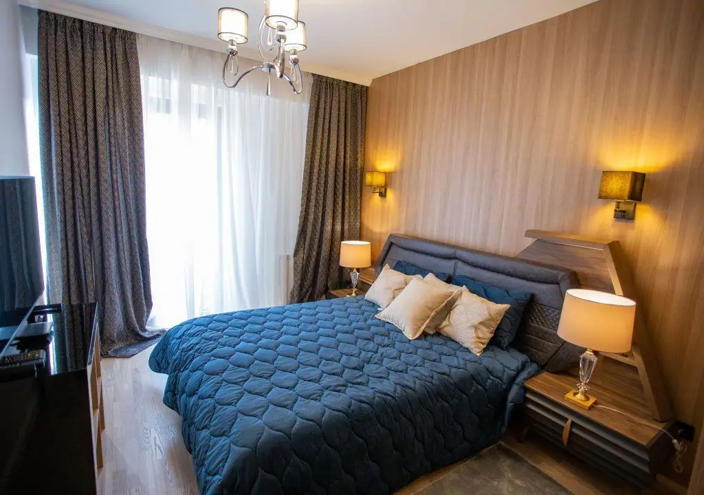 DE VANZARE AP 4 CAMERE LUX, NOU
