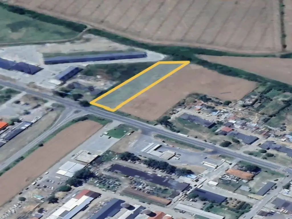 BRASADAS vinde 5000 mp. teren intravilan Aurel Vlaicu SOCAR.