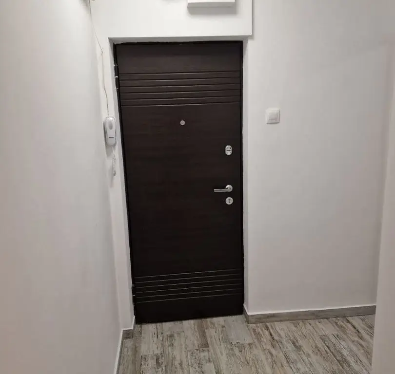 Vanzare Apartament 3 camere renovat & mobilat