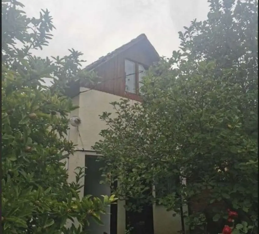 Teren cu casuta in Bercu Rosu