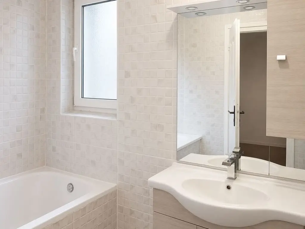 Apartament 4 camere de închiriat | 100 mp | Punctele Cardinale