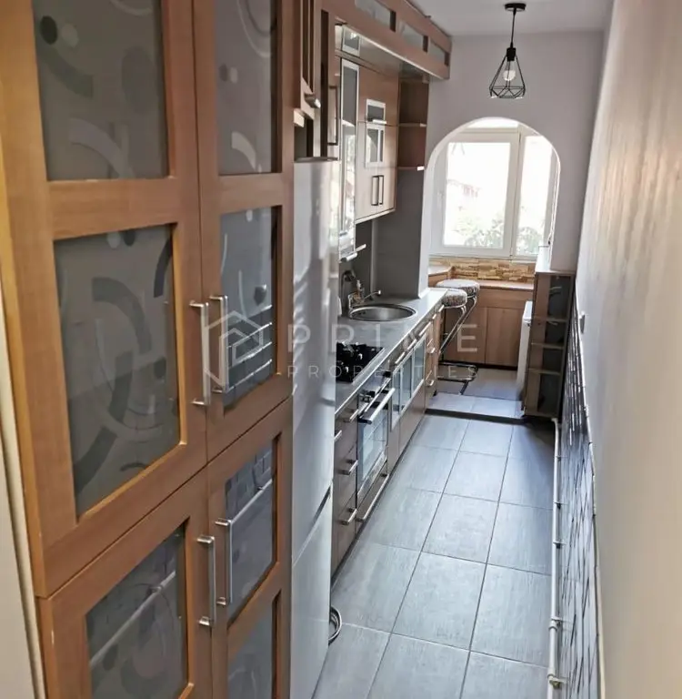 Apartament cu 1 cameră, renovat complet