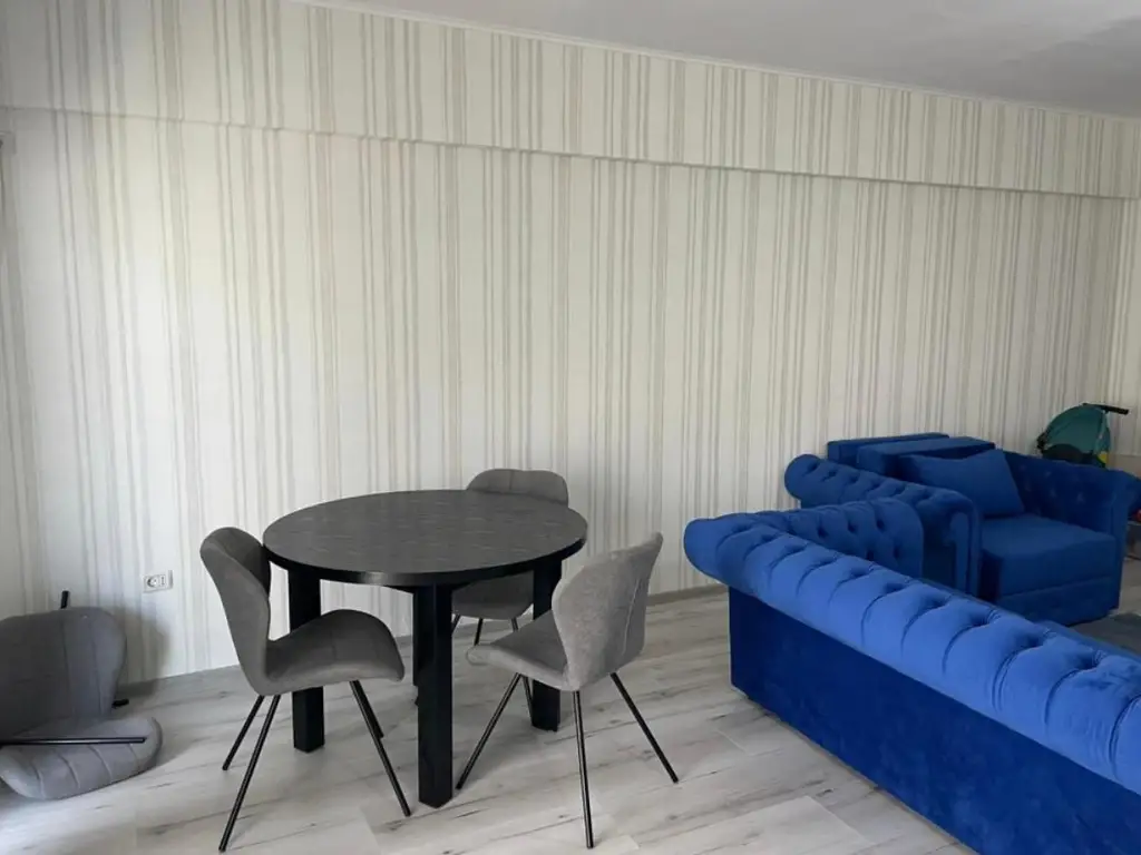 Apartament 2 cam. de vanzare 61mp + terasa 15 mp la 30 m de plaja - Mamaia Nord