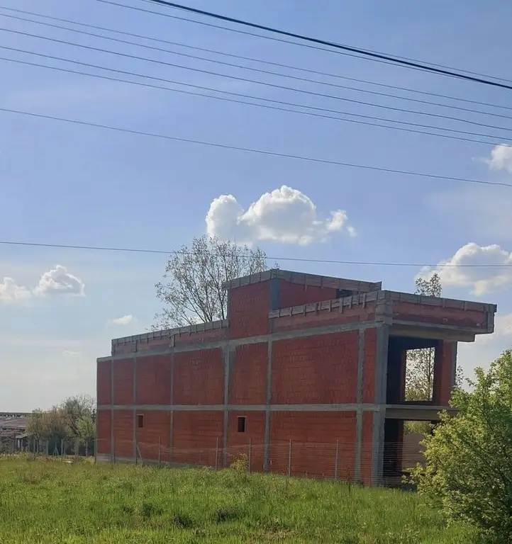 Vand Casa in rosu la Viile Satu Mare