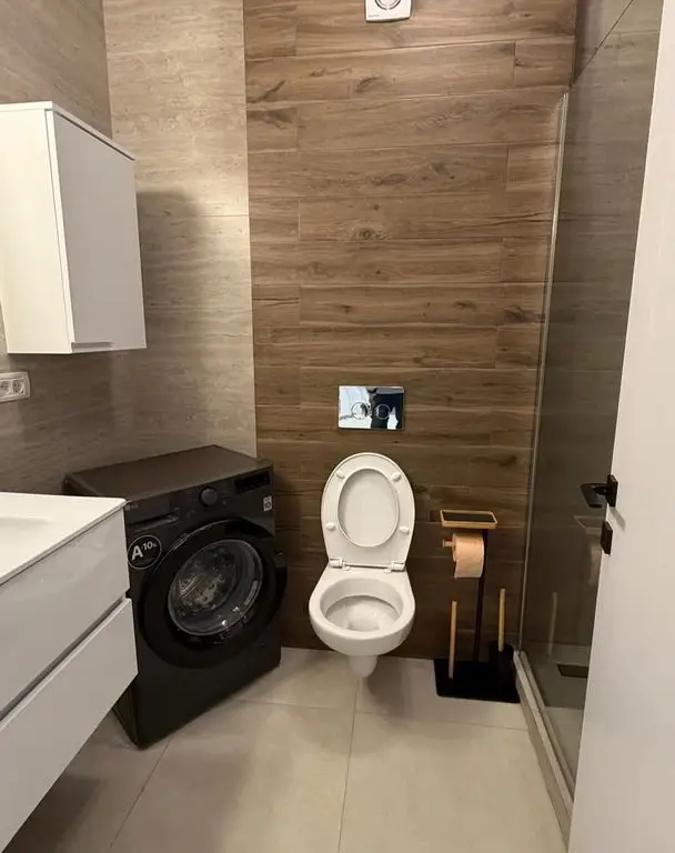Apartament de Inchiriat - 2 Camere - 61 MP - Zona Grand Arena