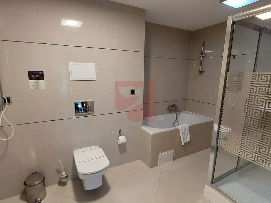 2 in 1, apartamente de 2 si de 4 camere, parcari, Silver Mountain
