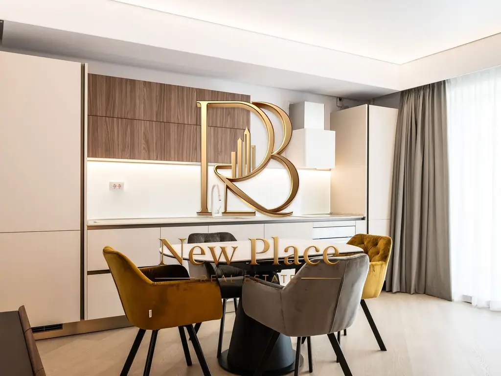 [VIDEO] CORTINA NORTH | 1,150 Eur + TVA | Mobila Rovere | View liber | LUX