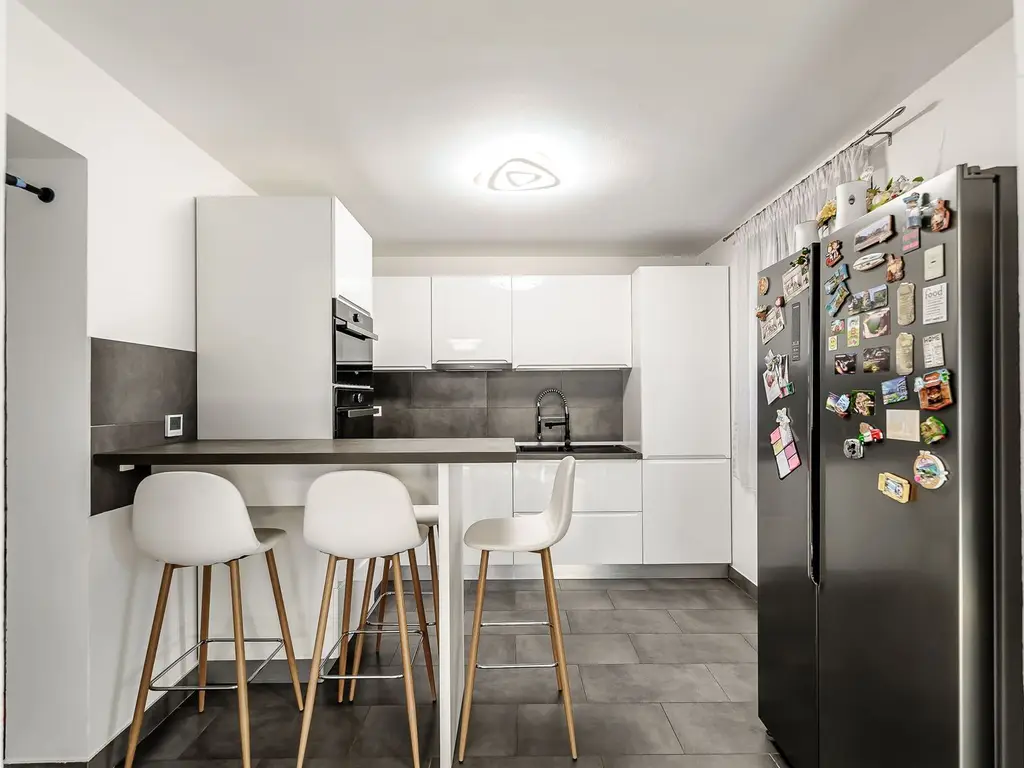 Casă modernă, finisaje premium – Vladimirescu, lângă Arad