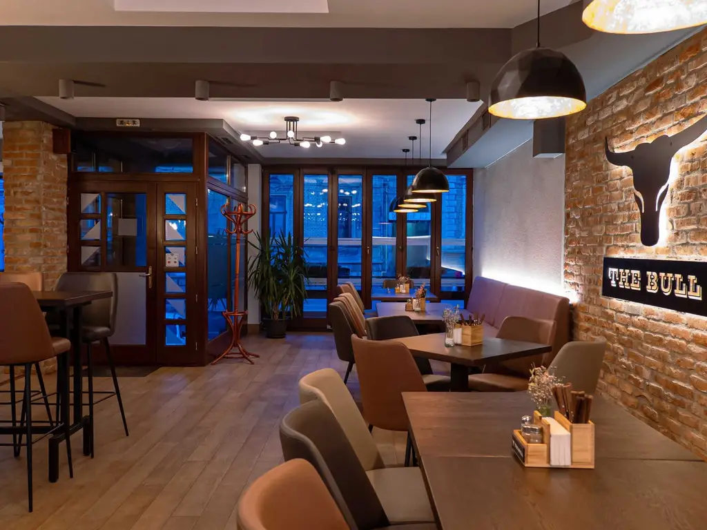 Spațiu comercial. Restaurant/Pizzerie/Pub