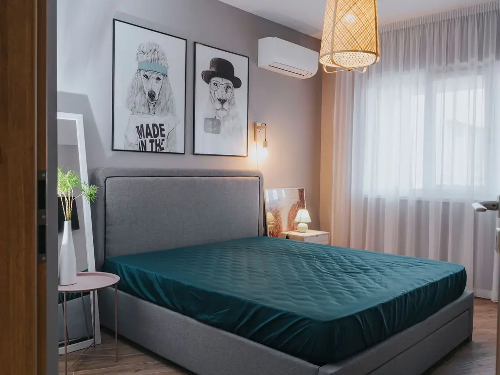 2 camere, ultracentral, Oradea. 206 000 E. Comision 0