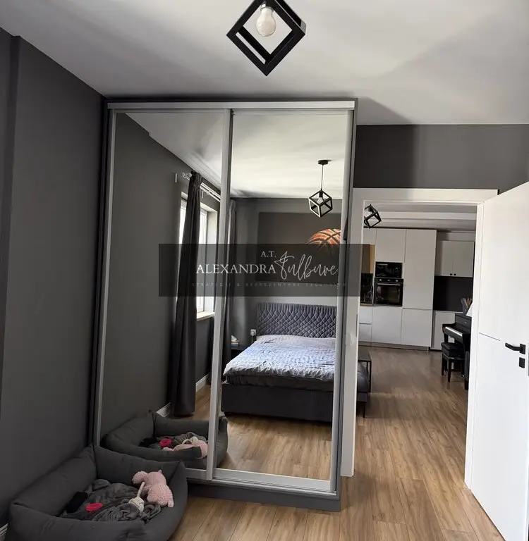Apartament 2 camere, balcon, 2 parcari, BMW