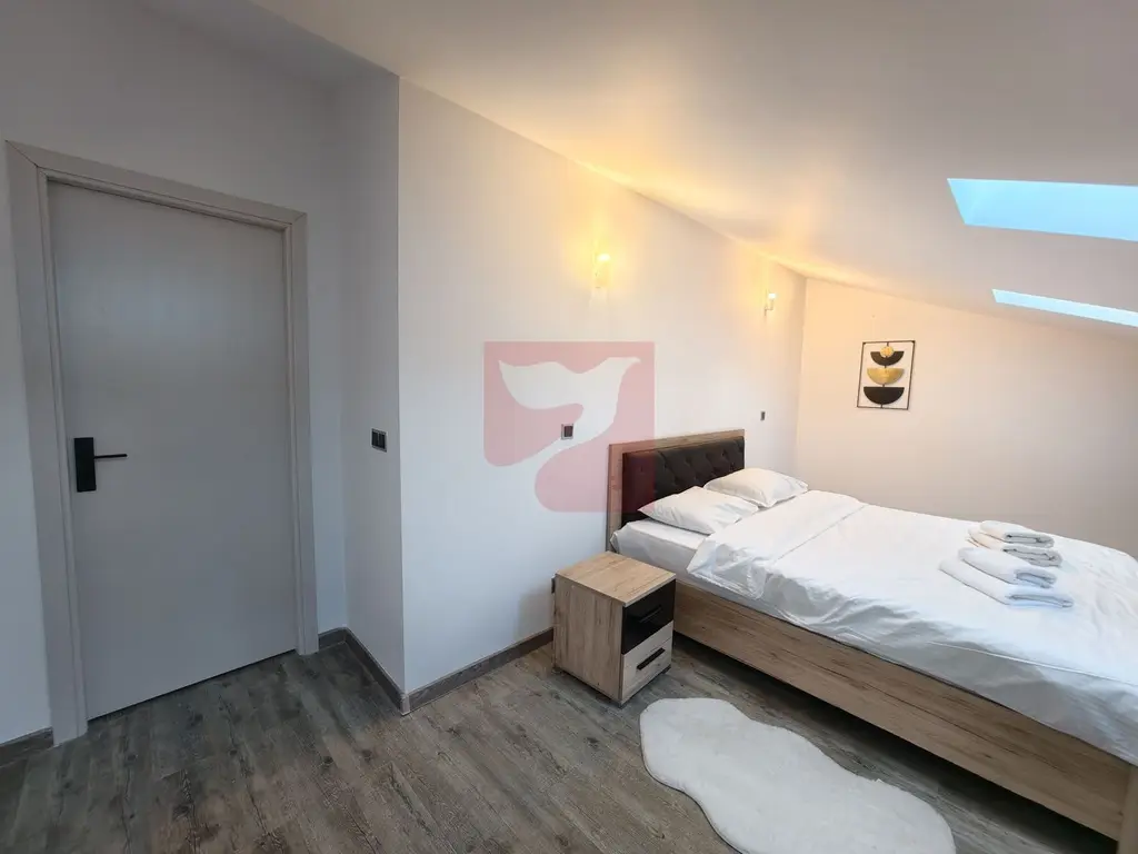 2 apartamente intr-unul singur!