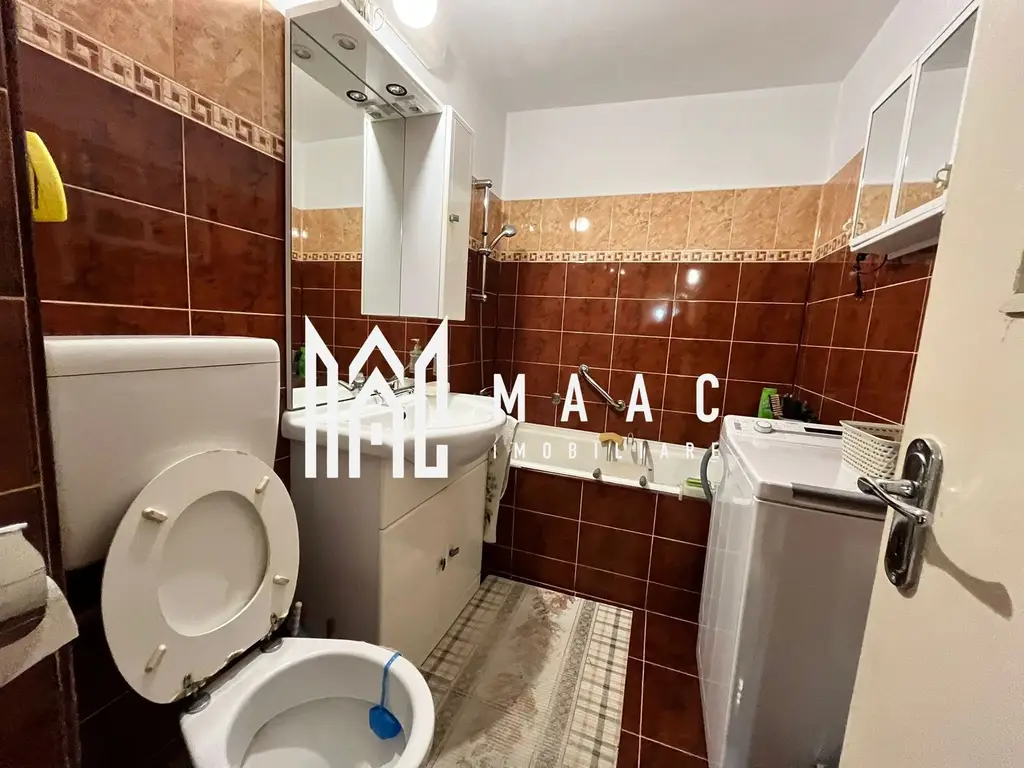 Apartament 4 Camere | Etaj 3 | 2 Balcoane | Pivnita | Strand