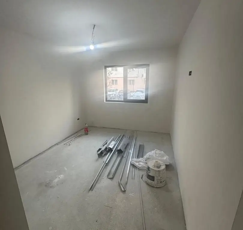 Apartament 4 camere de vânzare – Bd. București