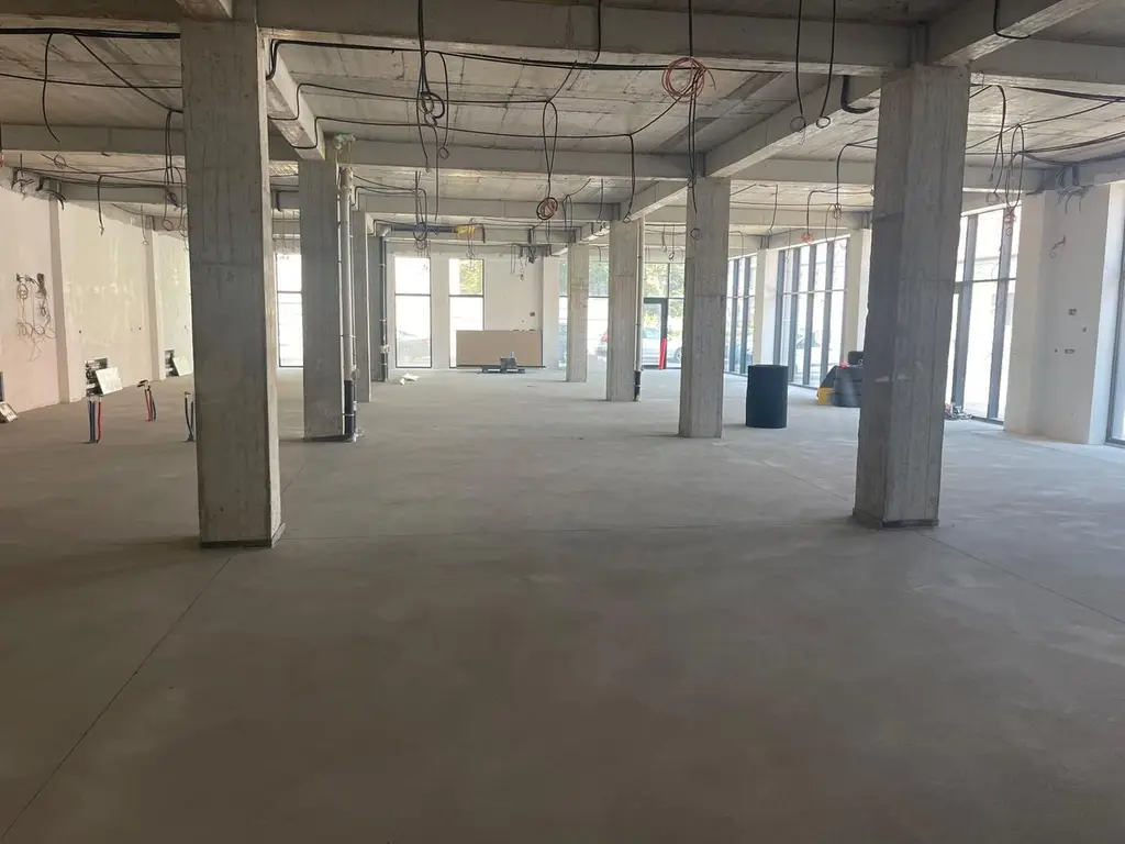Vindem sp. comercial, openspace, ultracentral,516mp utili- 1.200.000E