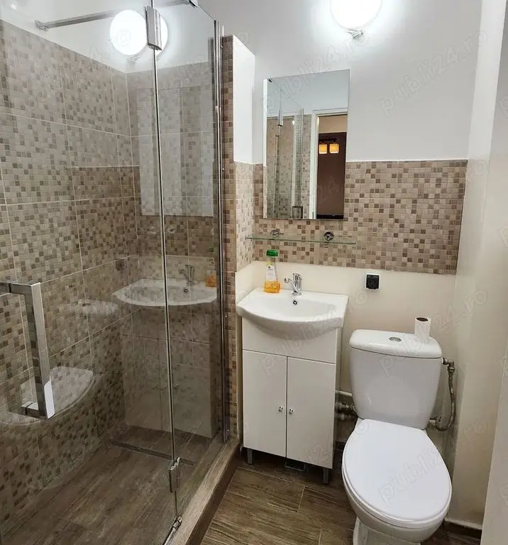 Ofer spre inchiriere ap cu 2 camere Aparatorii Patriei