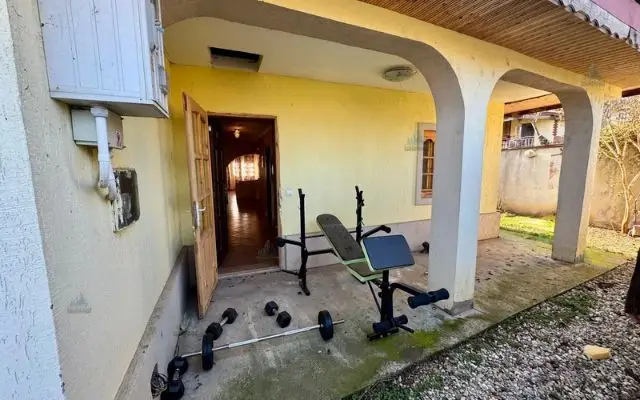 Proprietate de vânzare în Frătești, zona Biserica