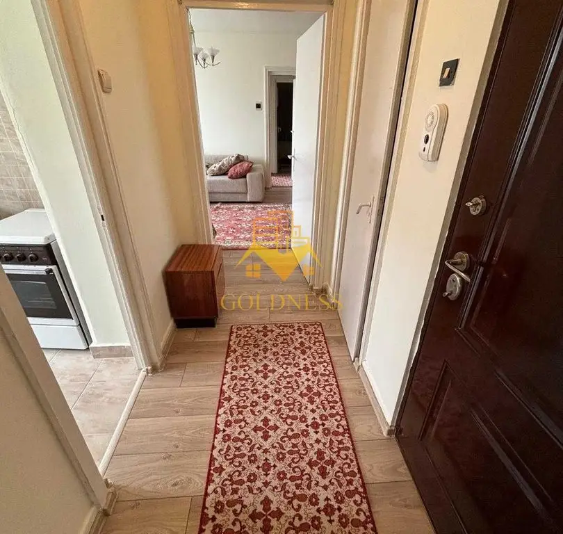3 camere semidecomandate, Zona Garii, Horea, Semicentral