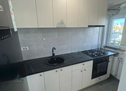 Apartament modern 2 camere cu parcare – Str. Biruinței, 550 €/lună
