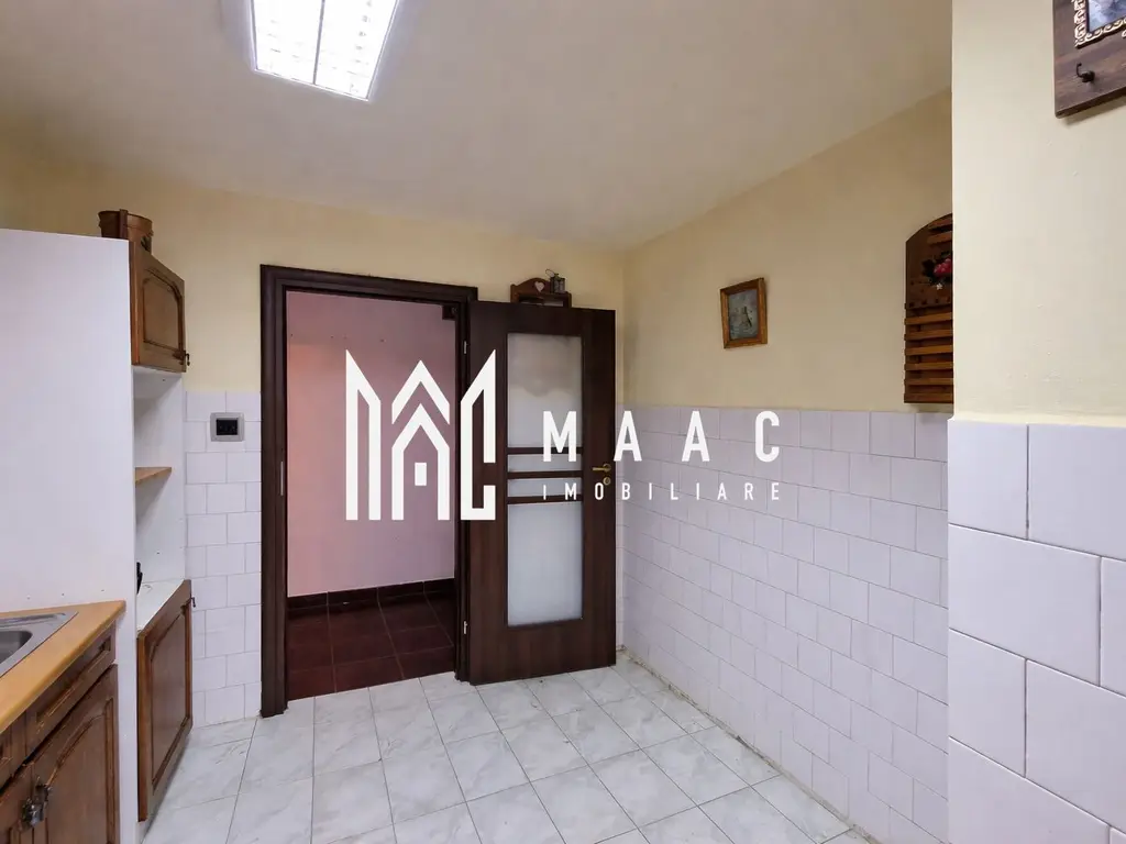 Apartament 4 Camere | 2 bai | 2 balcoane | Pivnita | Central