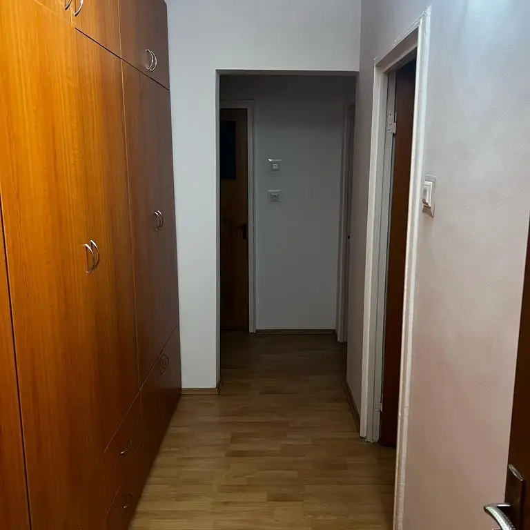 Dristor - Inchirierez apartament 3 camere