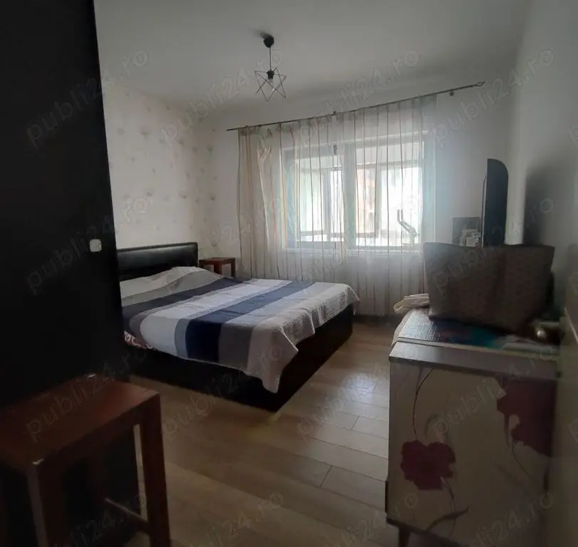 Ag BRASADAS vinde ap. 3 cam. in Complexul Newton Tătărași.