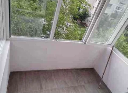 Apartament de vanzare cu 3 camere, Micro 16 Satu Mare etaj 4/4